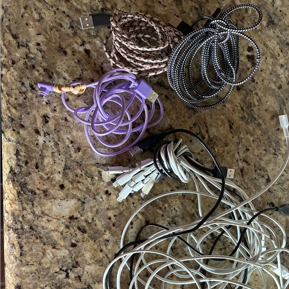 Assorted Lot of Iphone/Ipad Charging Cables - Black, Purple, White